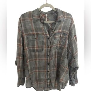 Free‎ People light weight flanne Gray/ pink XS